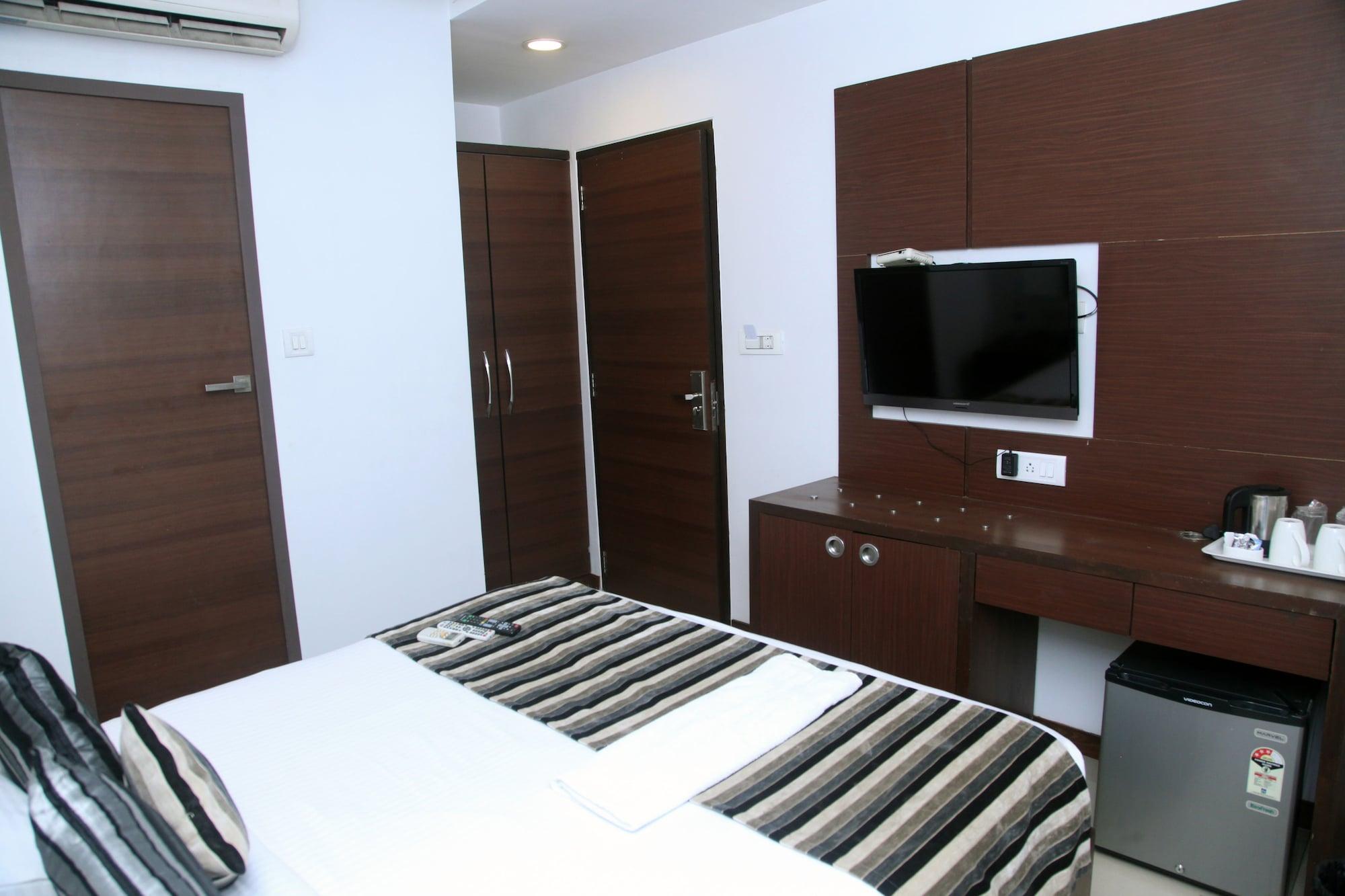 Hotel Concord Galaxy Mumbai Exterior photo